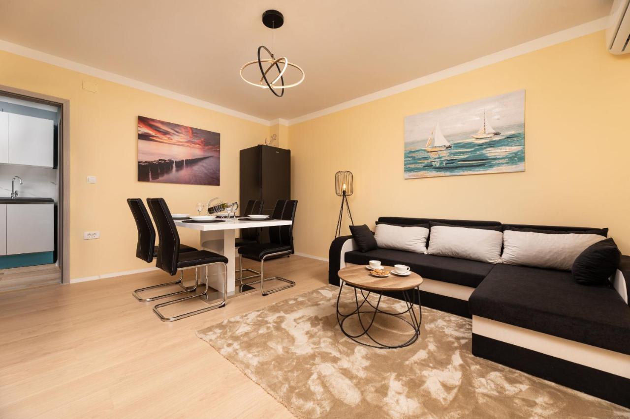Apartments Vugrin Šilo Extérieur photo