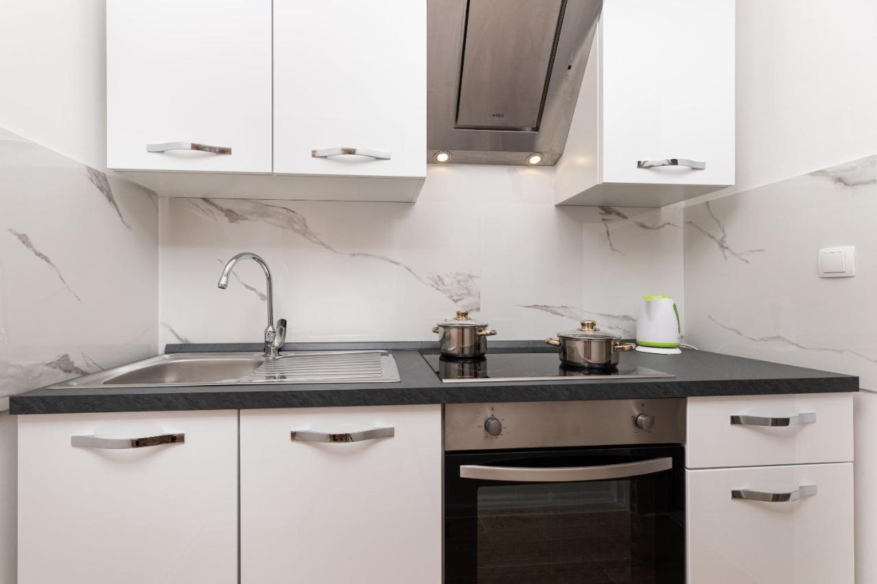 Apartments Vugrin Šilo Extérieur photo