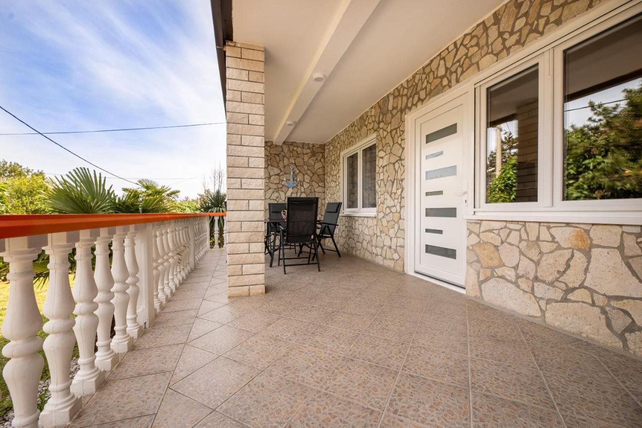 Apartments Vugrin Šilo Extérieur photo